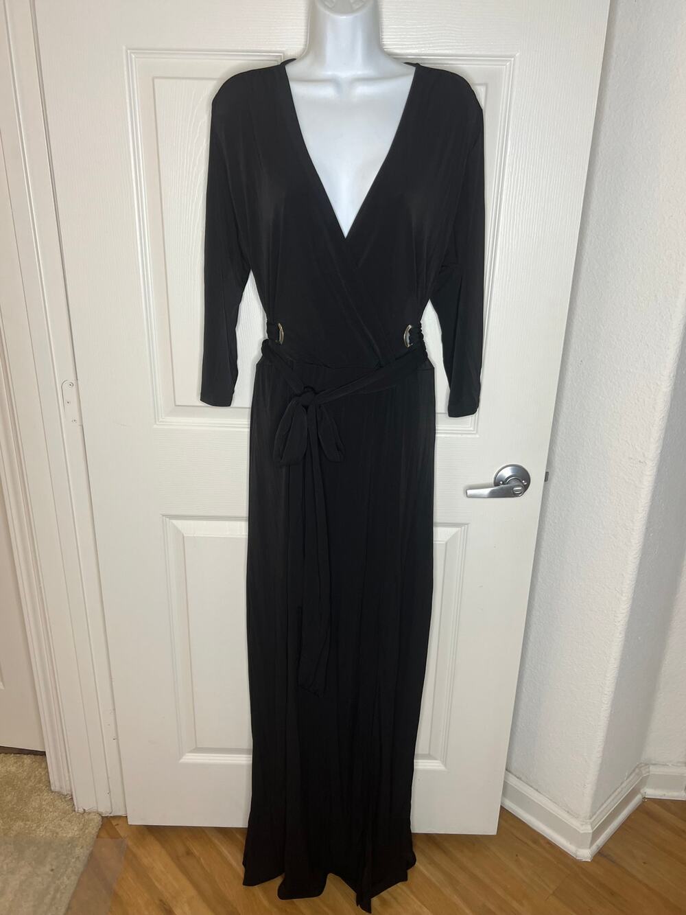 Soncy Women's Stretch Maxi Dress Black NEW ~ Size 2 (18/20)
